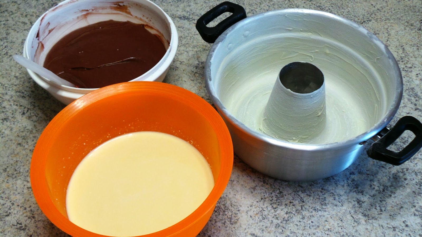 Magic Chocoflan Brownie Cheesecake Bundt Cake 