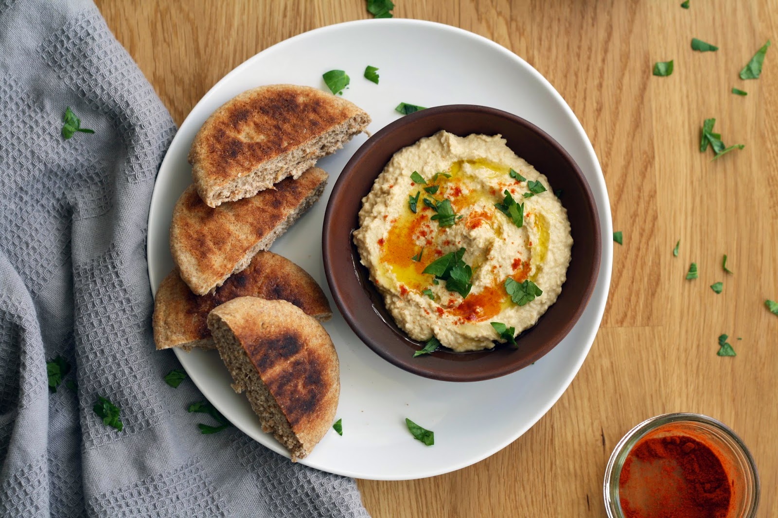 Sevengrams SIMPLE (+ QUICK) HUMMUS AND PITA