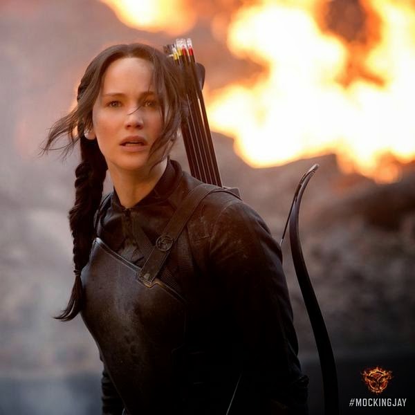 Jennifer Lawrence Katniss Everdeen in The Hunger Game: Mockingjay Part 1