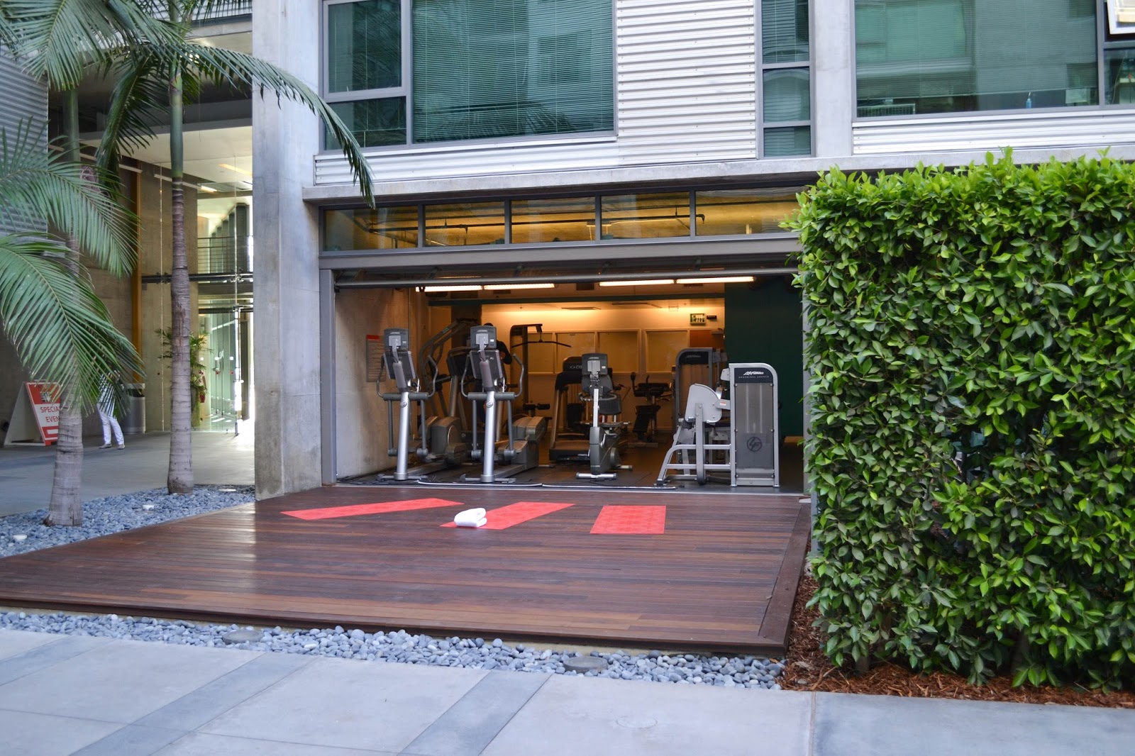 Dwell Labs: A Tour of 4 Loft Style Apartments at Met Lofts, Los Angeles