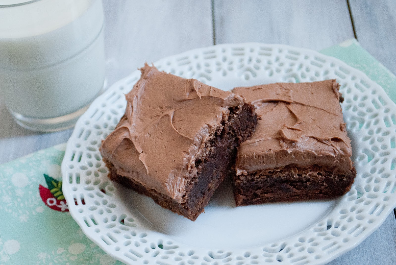 Ryan Bakes Frosted Brownies