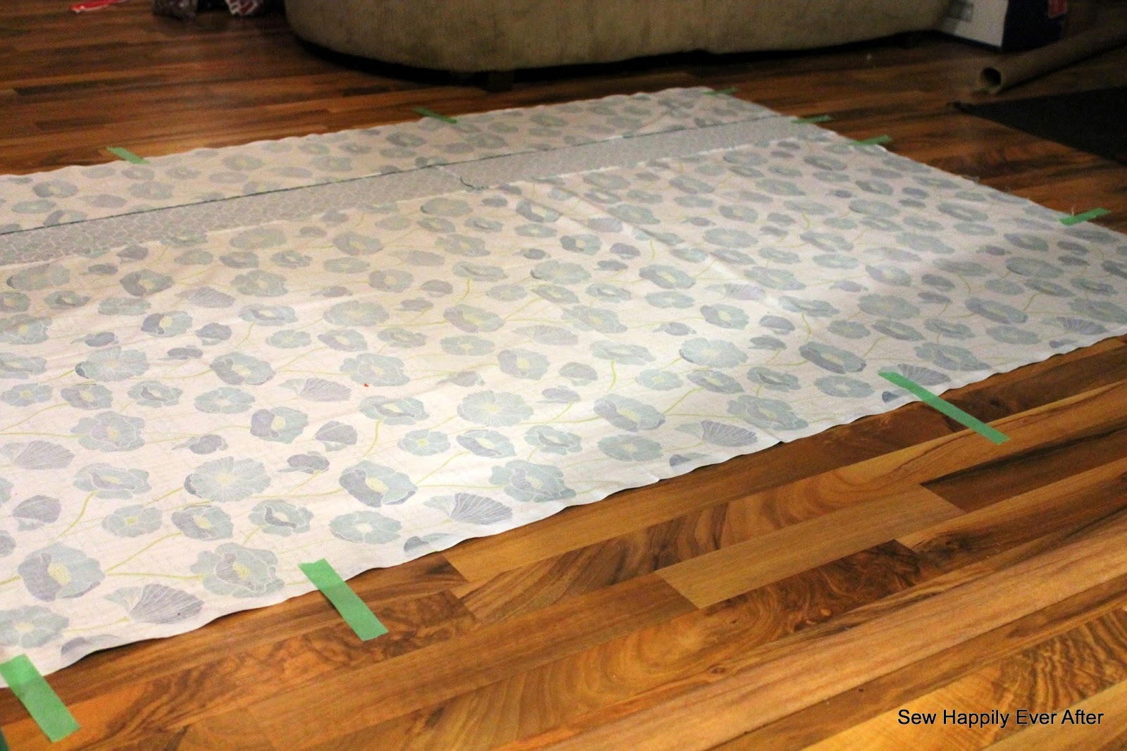 Sew Happily Ever After How to Make a Quilt Sandwich