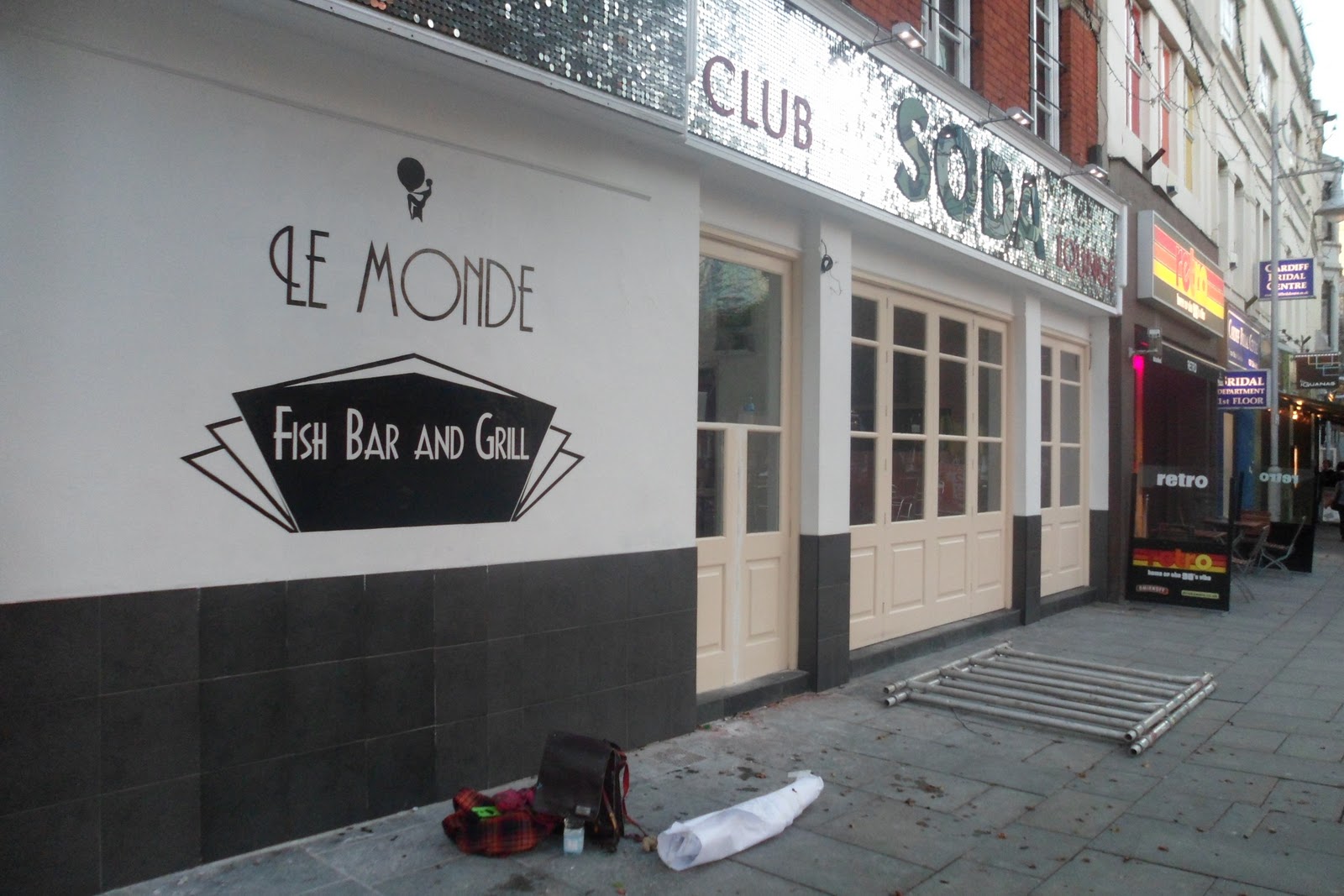 le monde cardiff