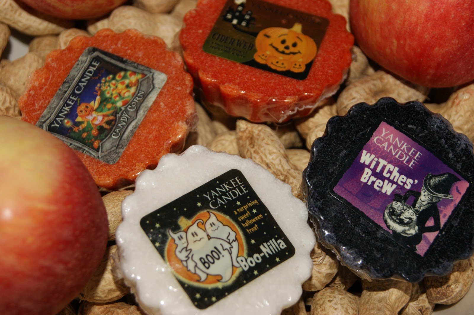 Yankee Halloween Scents The Sunday Girl