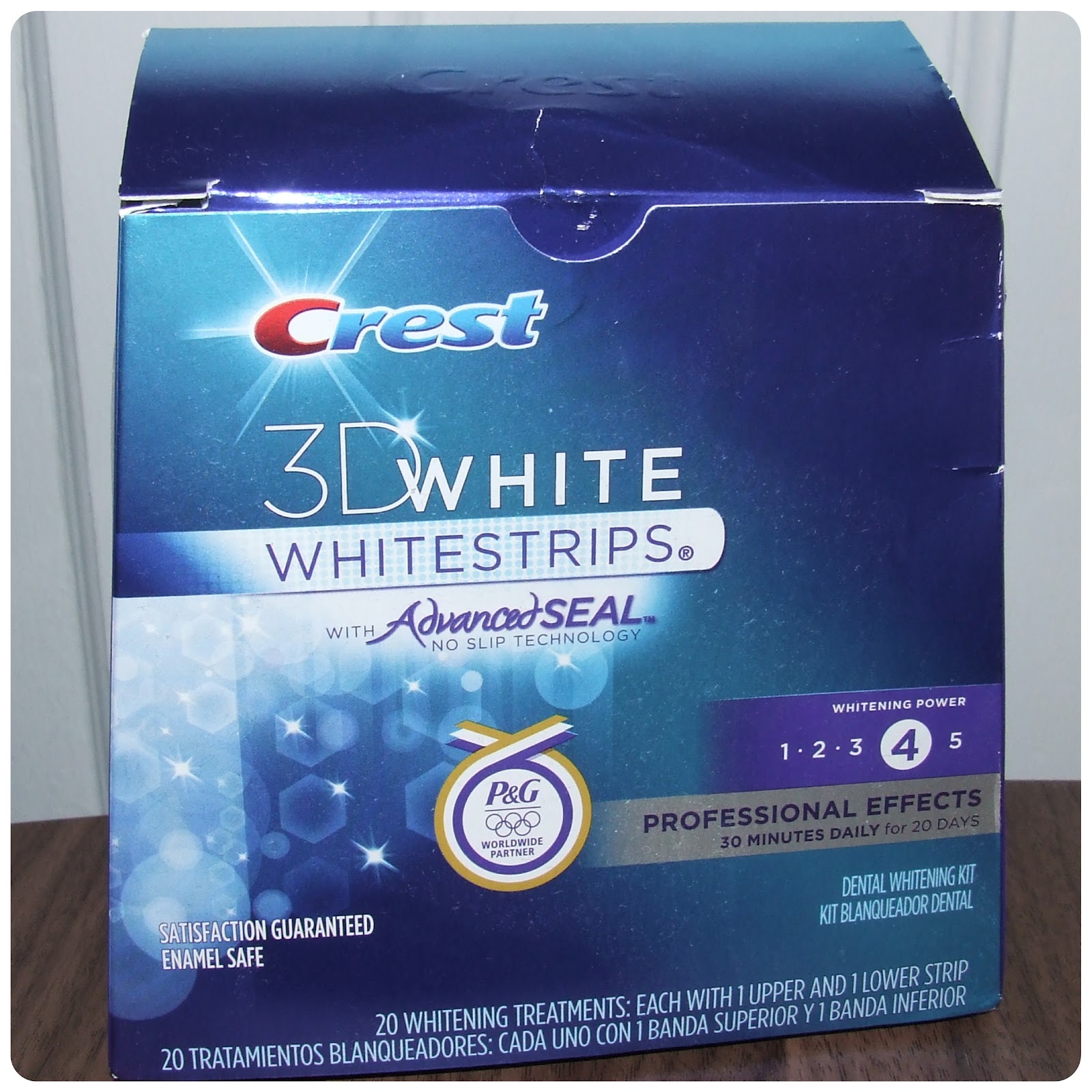 Clean mouth Include White spots on teeth after using crest whitestrips