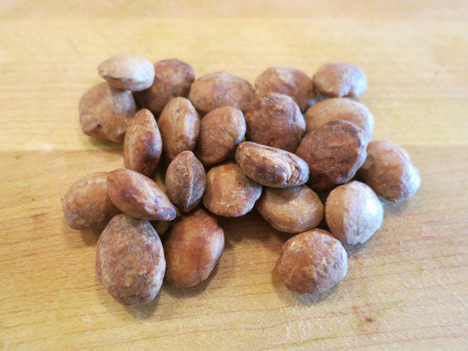 The Veracious Vegan: Sacha Vida - Sacha Inchi Seeds and Oil