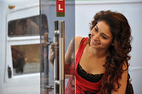 Tamanna, gets, Raunchy, for, Ad, Shoot