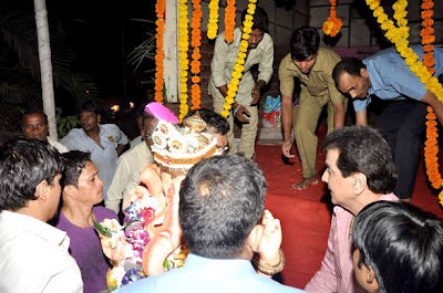 Jeetendra celebrates Ganesh Chaturthi
