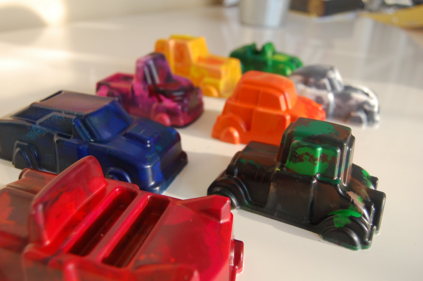 Melandboys Create Crayon Cars