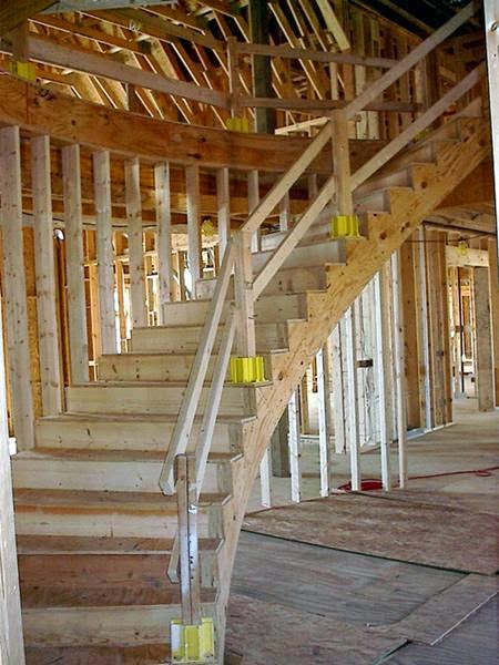 How to Build a Curved Staircase picture