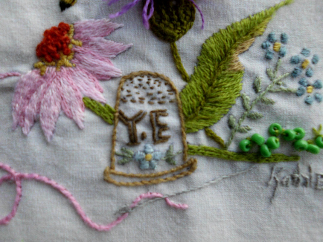 Yesteryear Embroideries I decided that I would design a blog header
