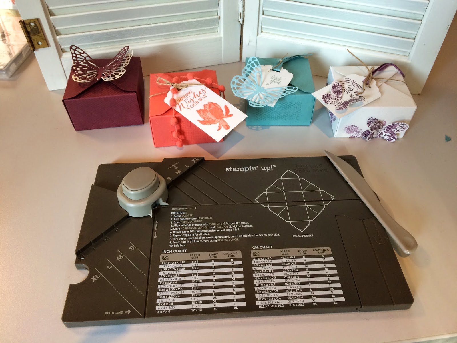 Laura's Creative Moments Stampin’ Up! Gift Box Punch Board