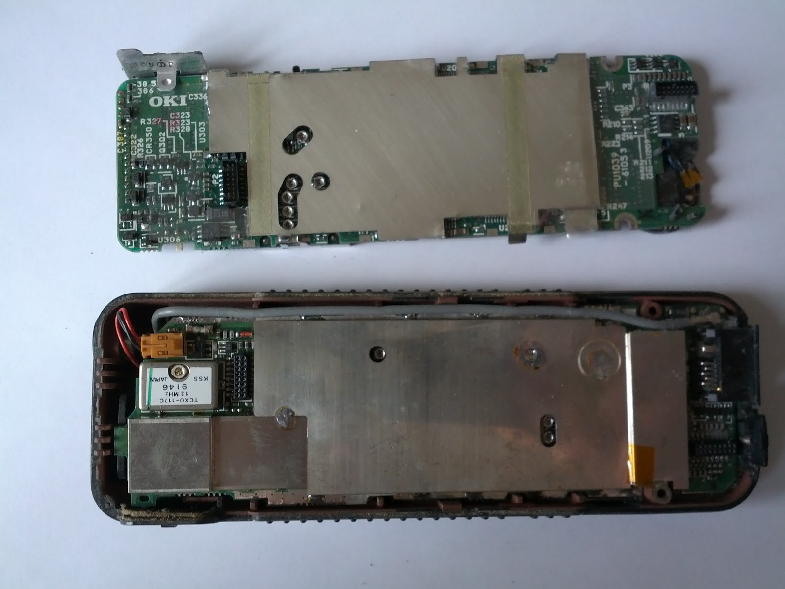 Random Tech Stuff OKI 900 mobile phone limited tear down