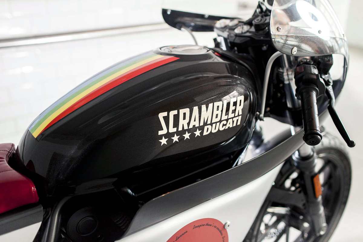 ducati scrambler sixty2 cafe racer