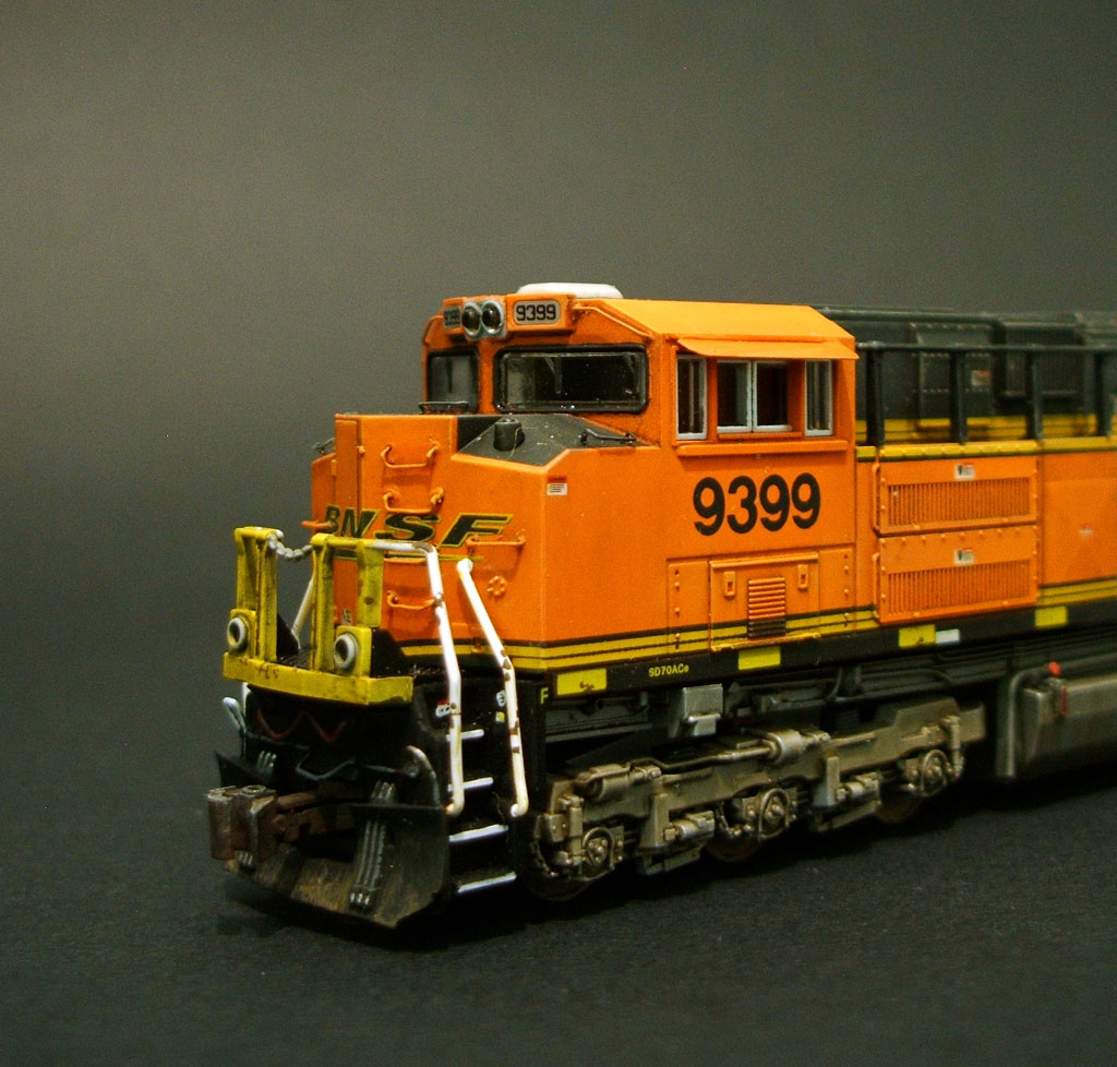 Land Sea Air & Space N scale Kato SD70Ace BNSF 9399