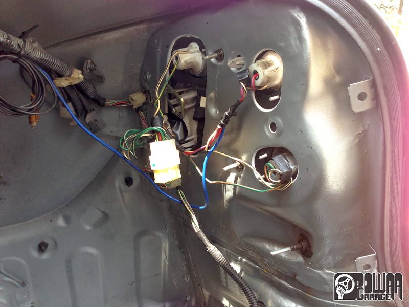 DIY Removing water from tail lights POWAA Garage