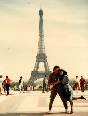 Menara Eifel,  Ikang Fawzi dan Marissa Haque, 1986, Paris, Perancis