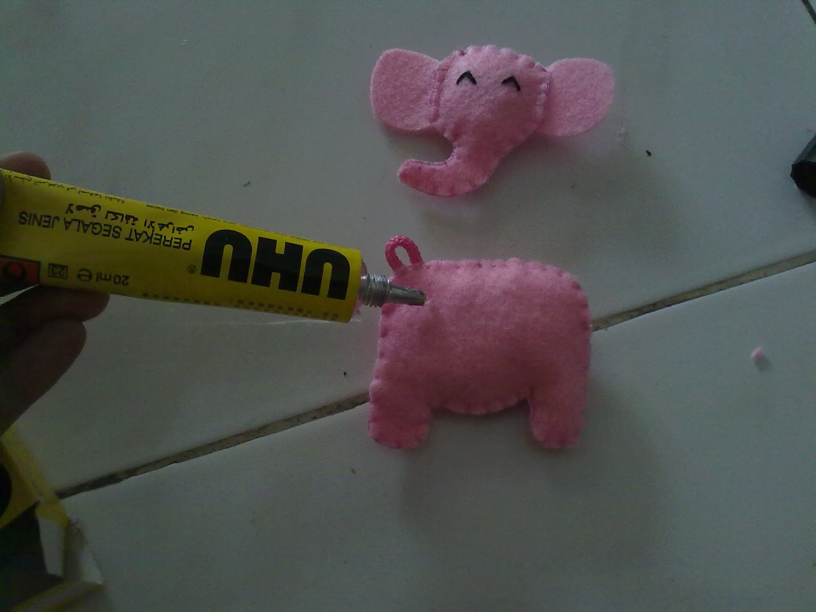 Kreasi Kain Flanell Cara Membuat Gantungan Kunci Hp Gajah | kreasi kain flanell cara membuat gantungan kunci hp gajah Kreasi Kain Flanell Cara Membuat Gantungan Kunci Hp Gajah | kreasi kain flanell cara membuat gantungan kunci hp gajah