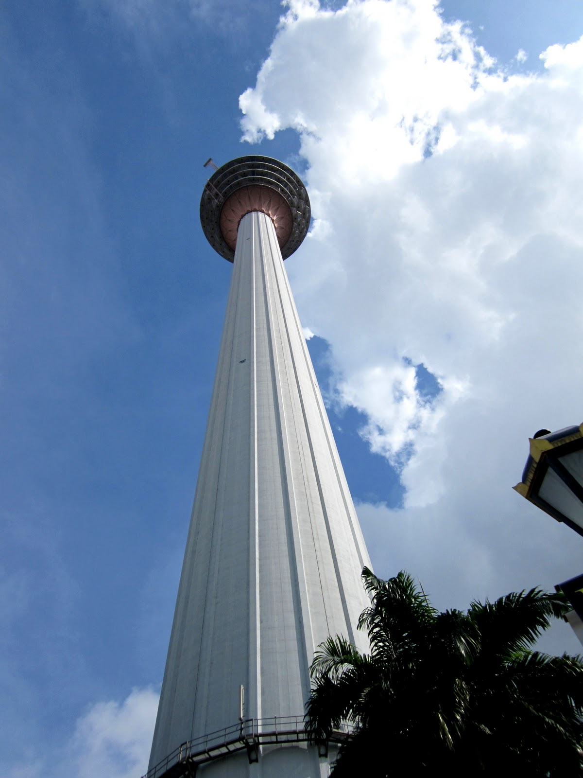 KL Tower (Kuala Lumpur) rolling writes