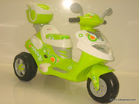 1 Doestoys LW626 Mio Battery Toy Motorcycle in Green