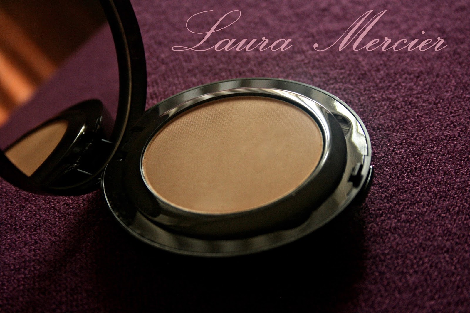 Makeup, Beauty and More Laura Mercier Smooth Finish Powder Foundation