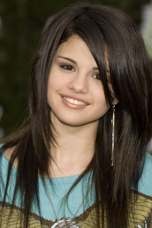 selena gomez naturally video hair. selena gomez haircut with