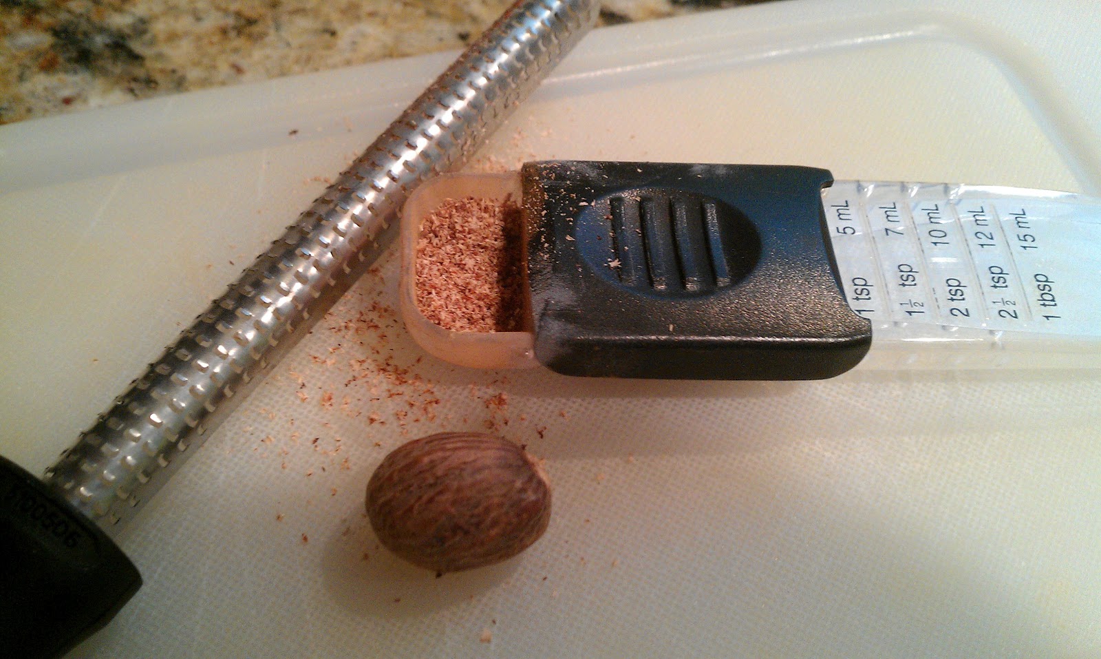 Rise.Run.Mom.Repeat. Applesauce Carrot Cake