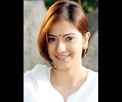 Tollywood-Actress-Aditi-Sharma-Wallpapers