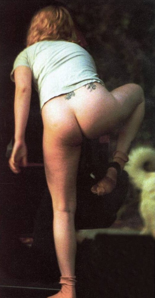 На фото сексуальной Дрю Бэримор голышом так приятно посмотреть