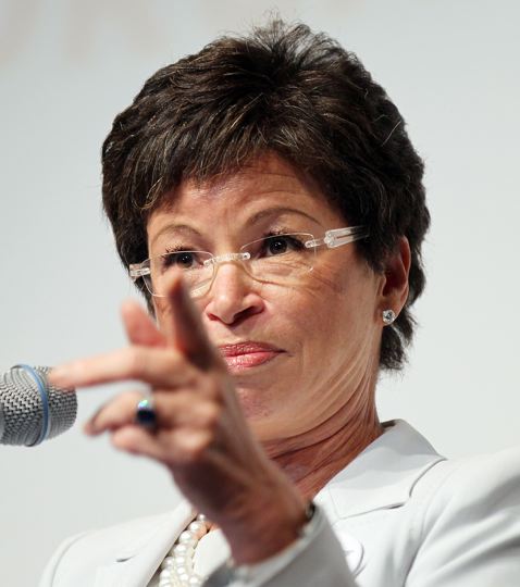 was valerie jarrett reading a prompter was valerie jarrett reading a prompter