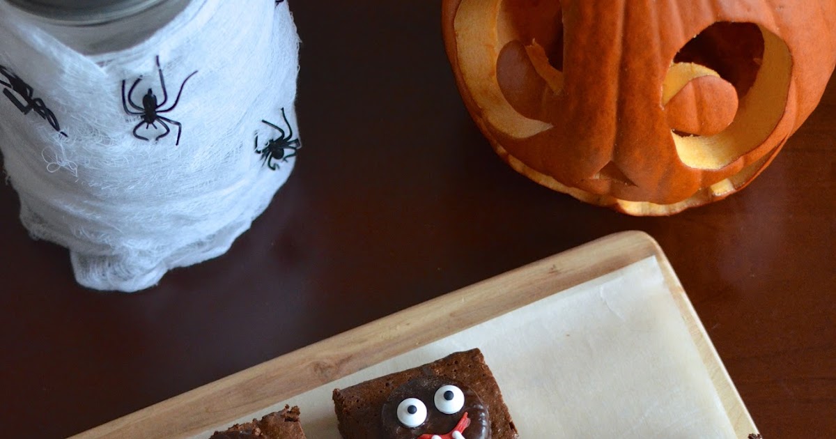 Playing with Flour Halloween peppermint brownies