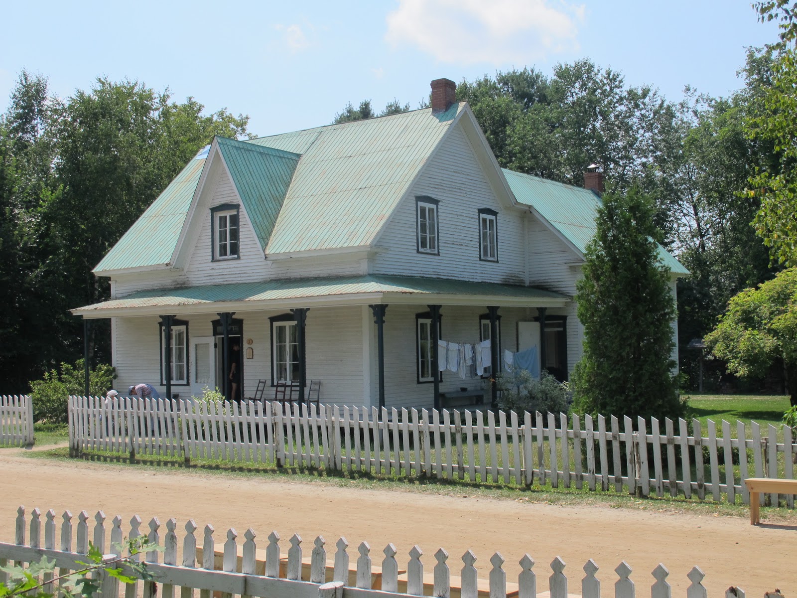 ALAIN EN AMERIQUE Drummondville, village d'antan