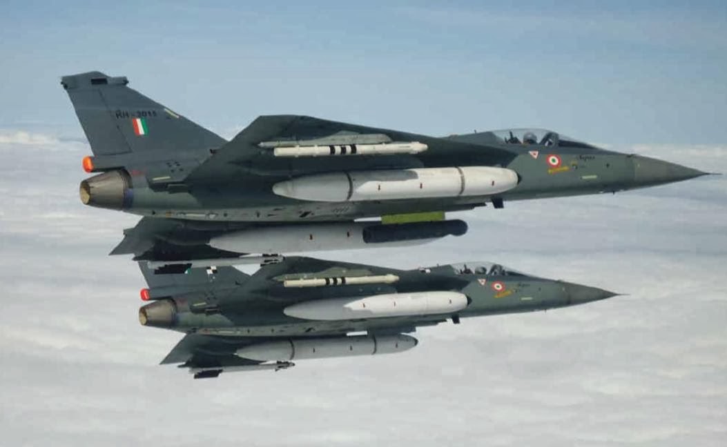 Indian+Light+Combat+Aircraft+(LCA)+Tejas+(2).jpg