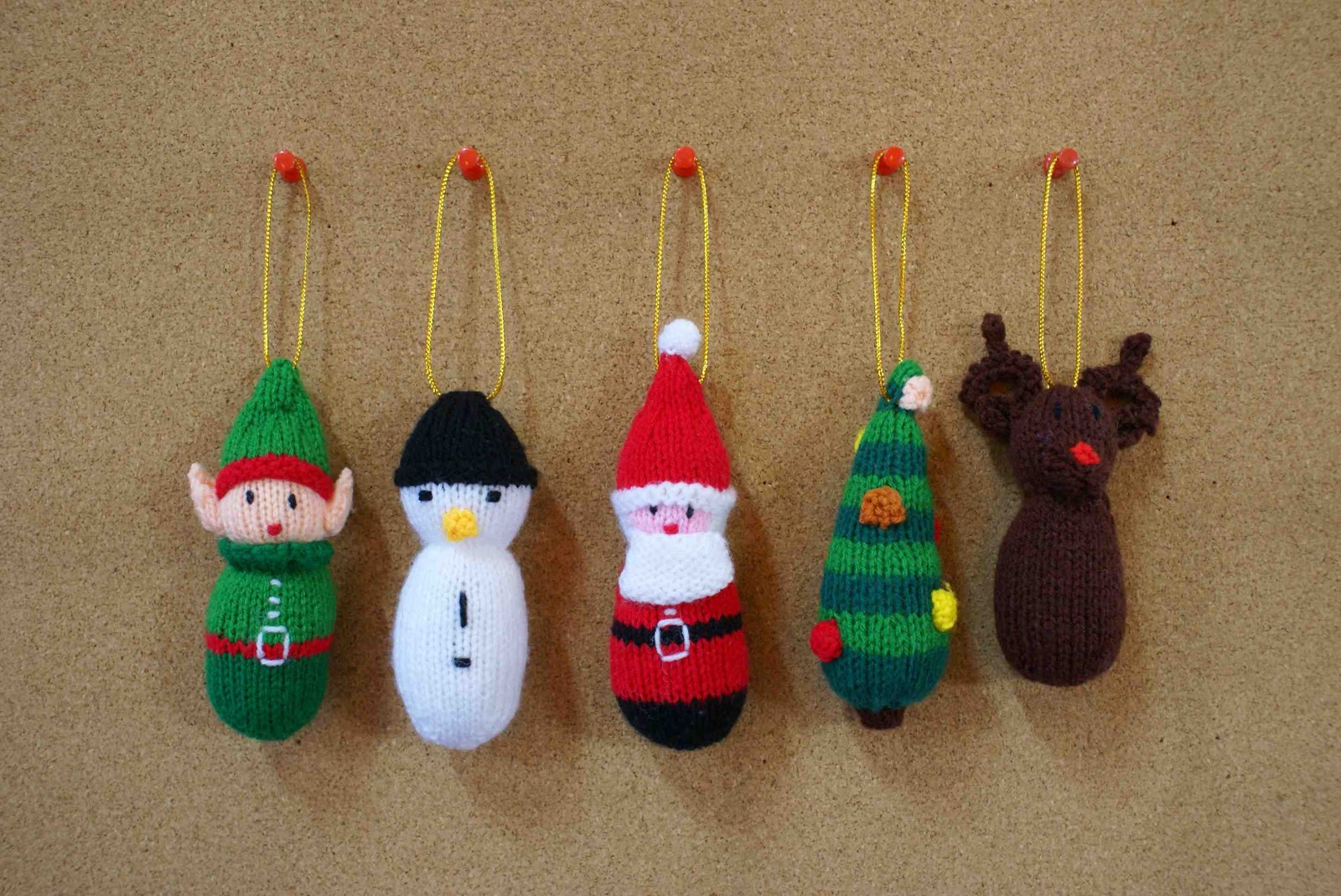 Knitted Christmas Ornaments- Free Pattern Included ~ Cook N' Bake with ...