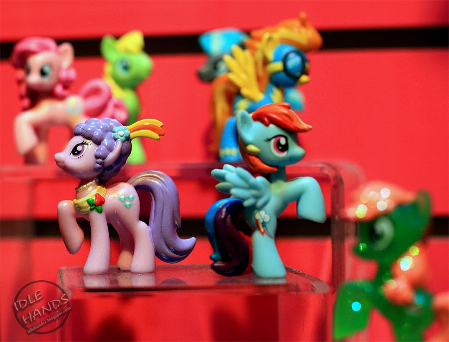 [Bild: Toy+Fair+2014+Hasbro+My+Little+Pony+008.jpg]