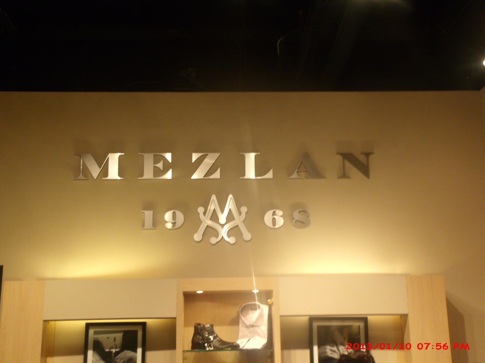 mezlan phipps plaza