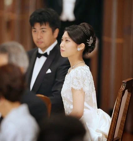 The wedding banquet for Mr Kunimaro Senge and Ms Noriko Senge was took place at Hotel New Otani in Tokyo.