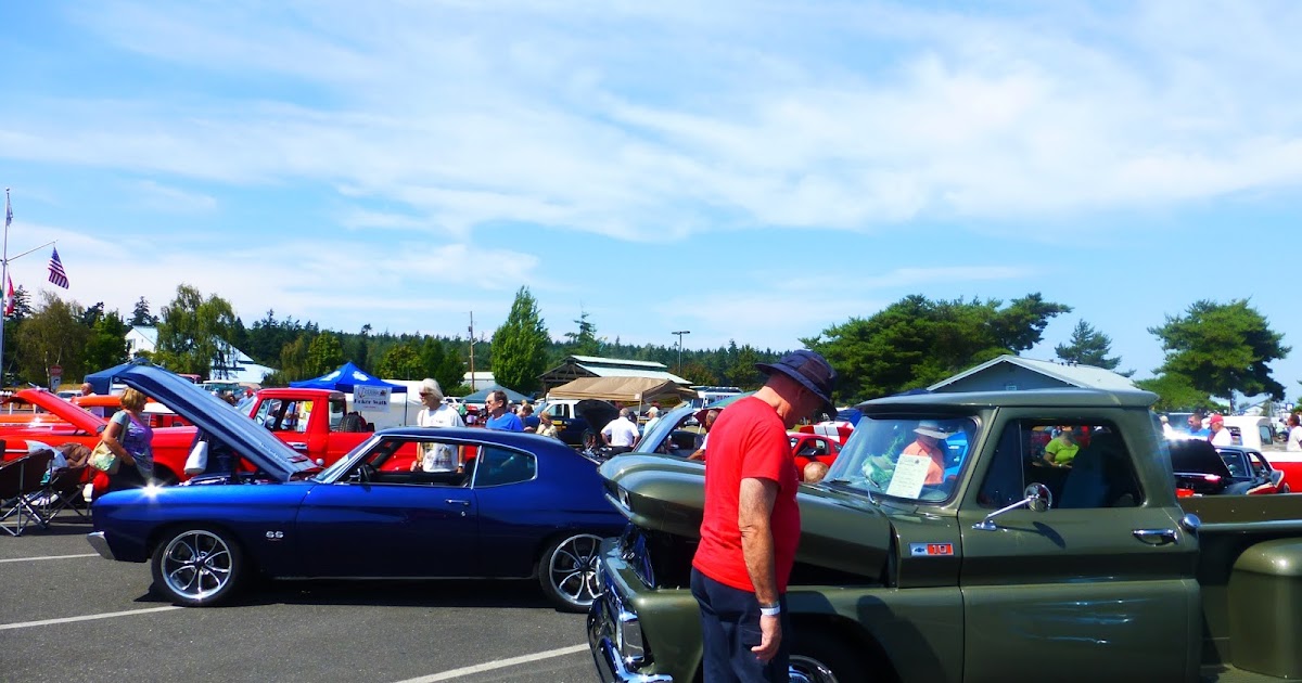 Munday's the Arizona Roadrunners Classic Car show, LaConner, WA