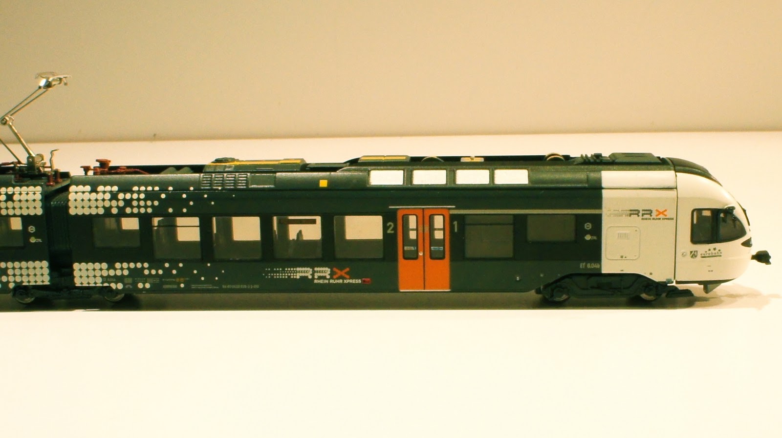 quinntopia An N Scale blog Roster Liluput "FLIRT" ET6.04