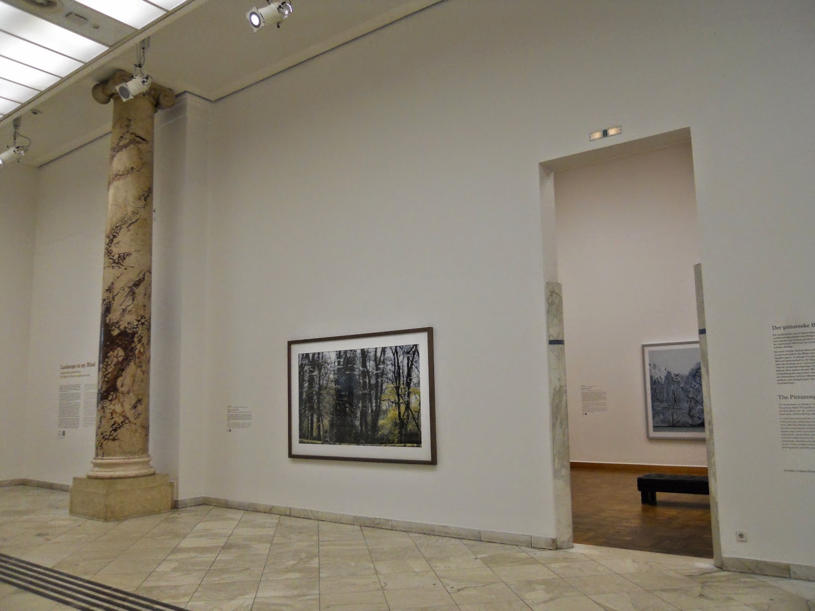 Ausstellung Verstrichene Zeit Elfolyo Ido 1989 2019 2019