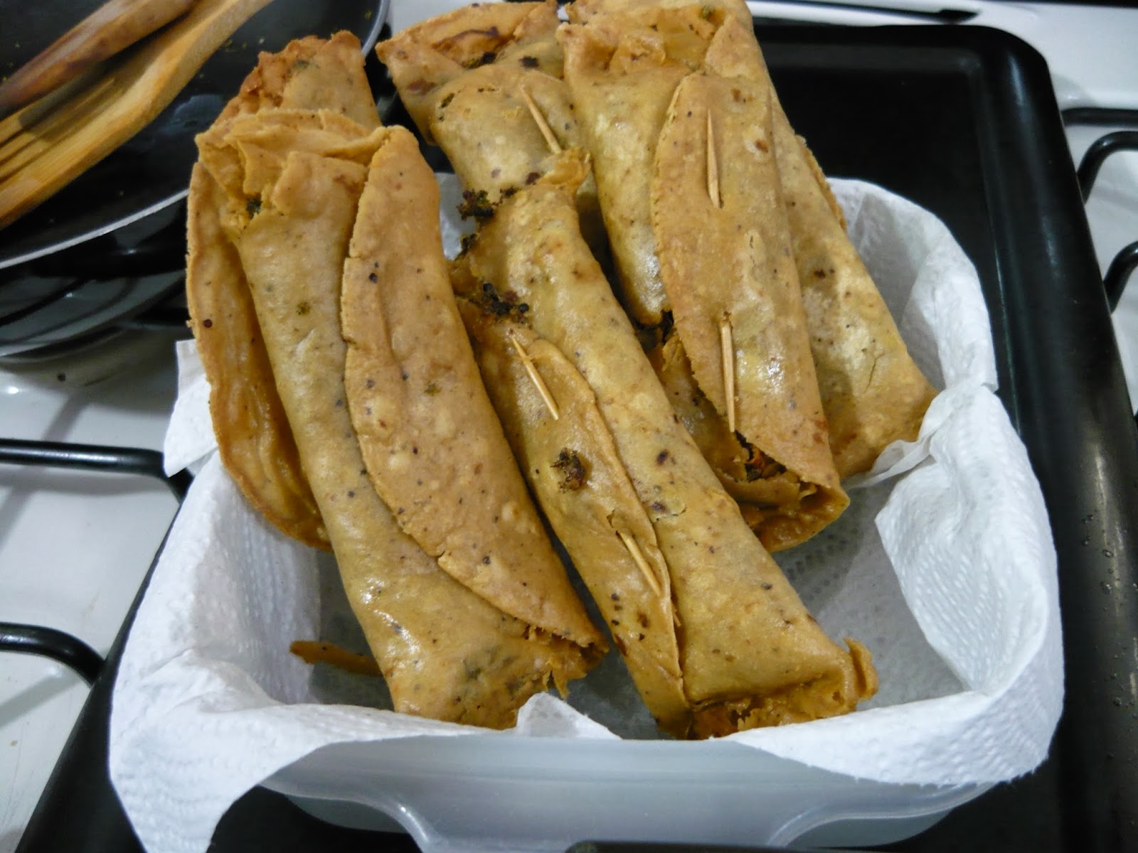 TACOS DORADOS DE POLLO CON HUAUZONTLES Honey home