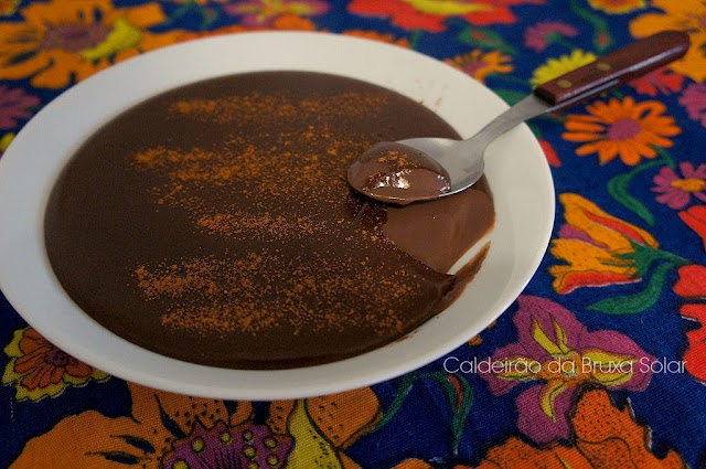 Pudim (ou mingau) de chocolate