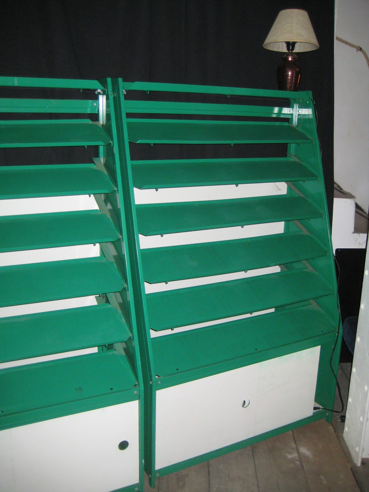 VINTAGE 4P. Tu tienda de muebles vintage en Madrid.: Muebles vintage online