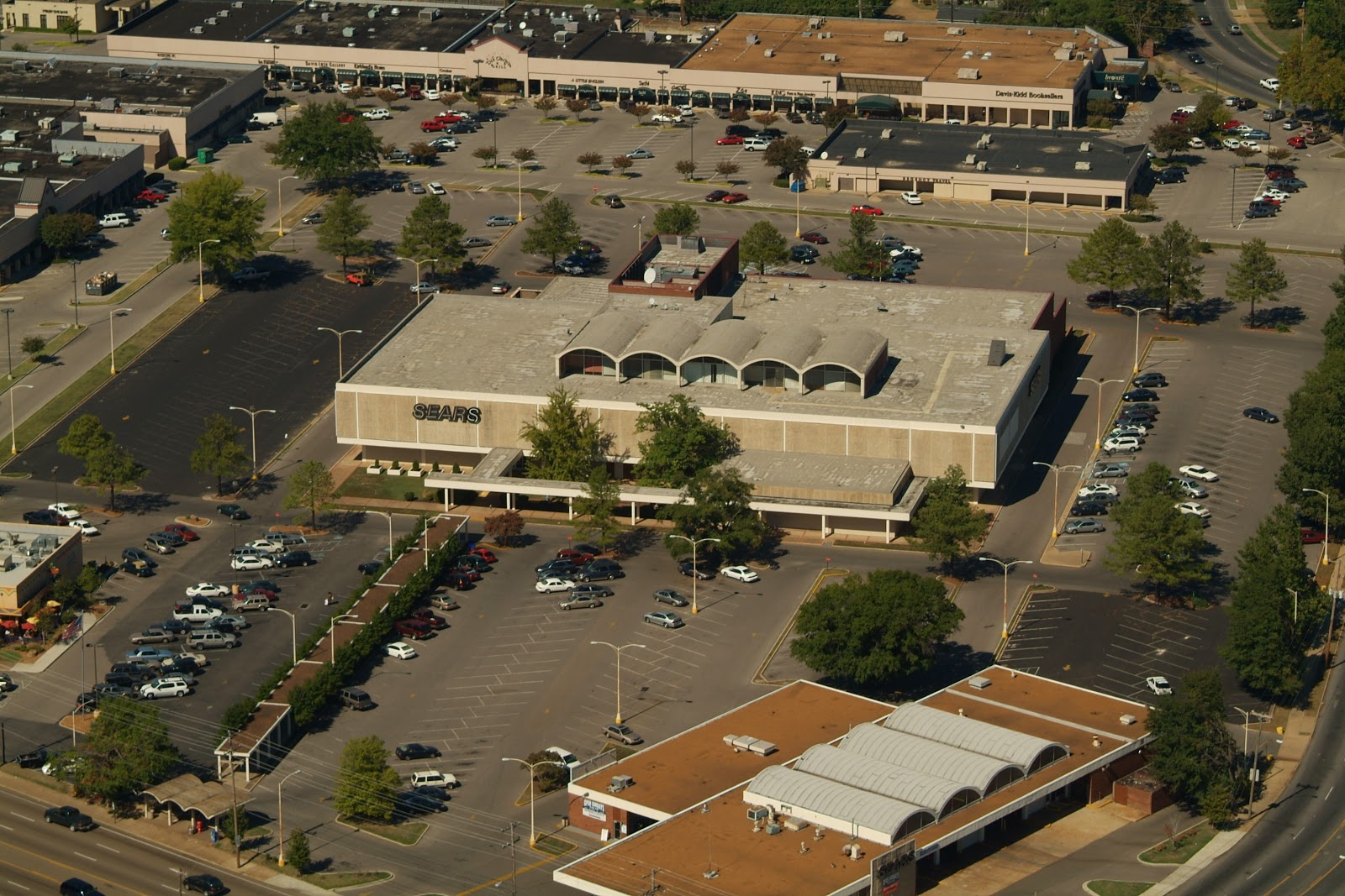 Crème de Memph Poplar and Perkins