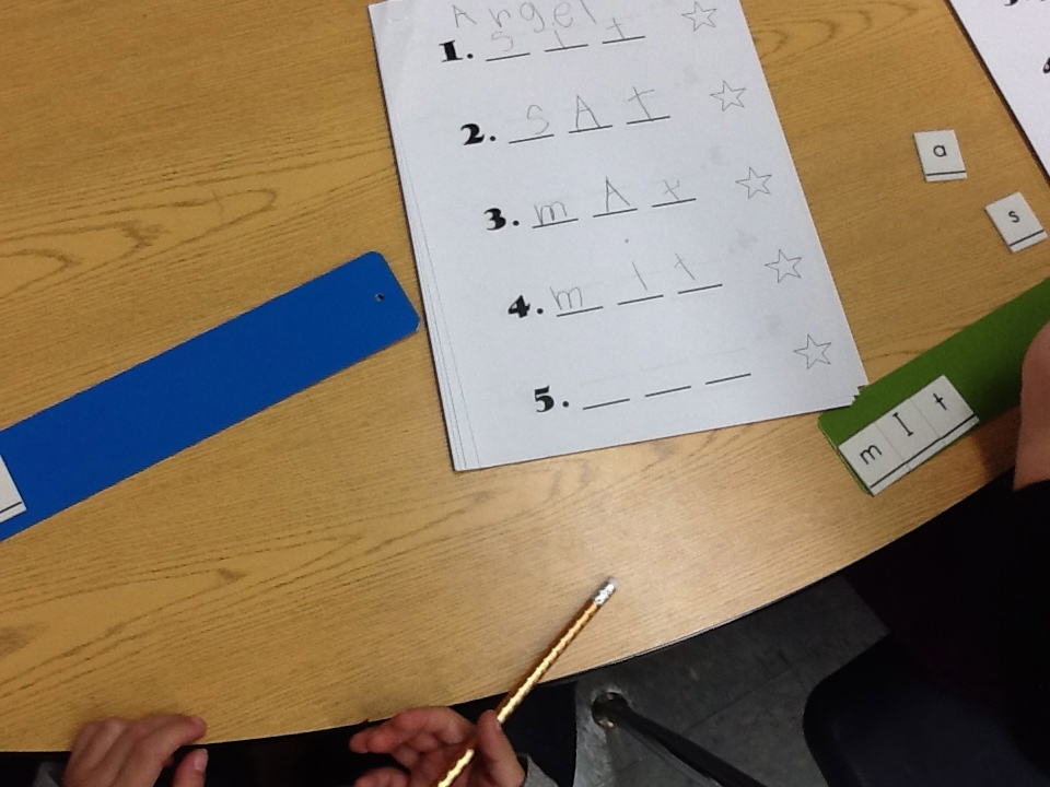 Making words with iPads, strips and more! Learning to the Core