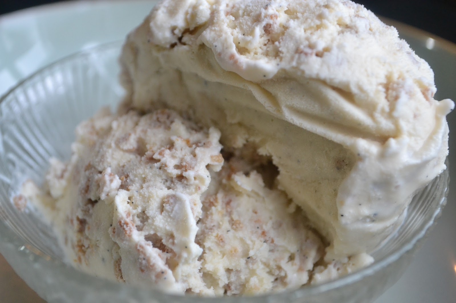 Greedy Girl Vanilla bean, Grapenut Icecream (NO EGGS)