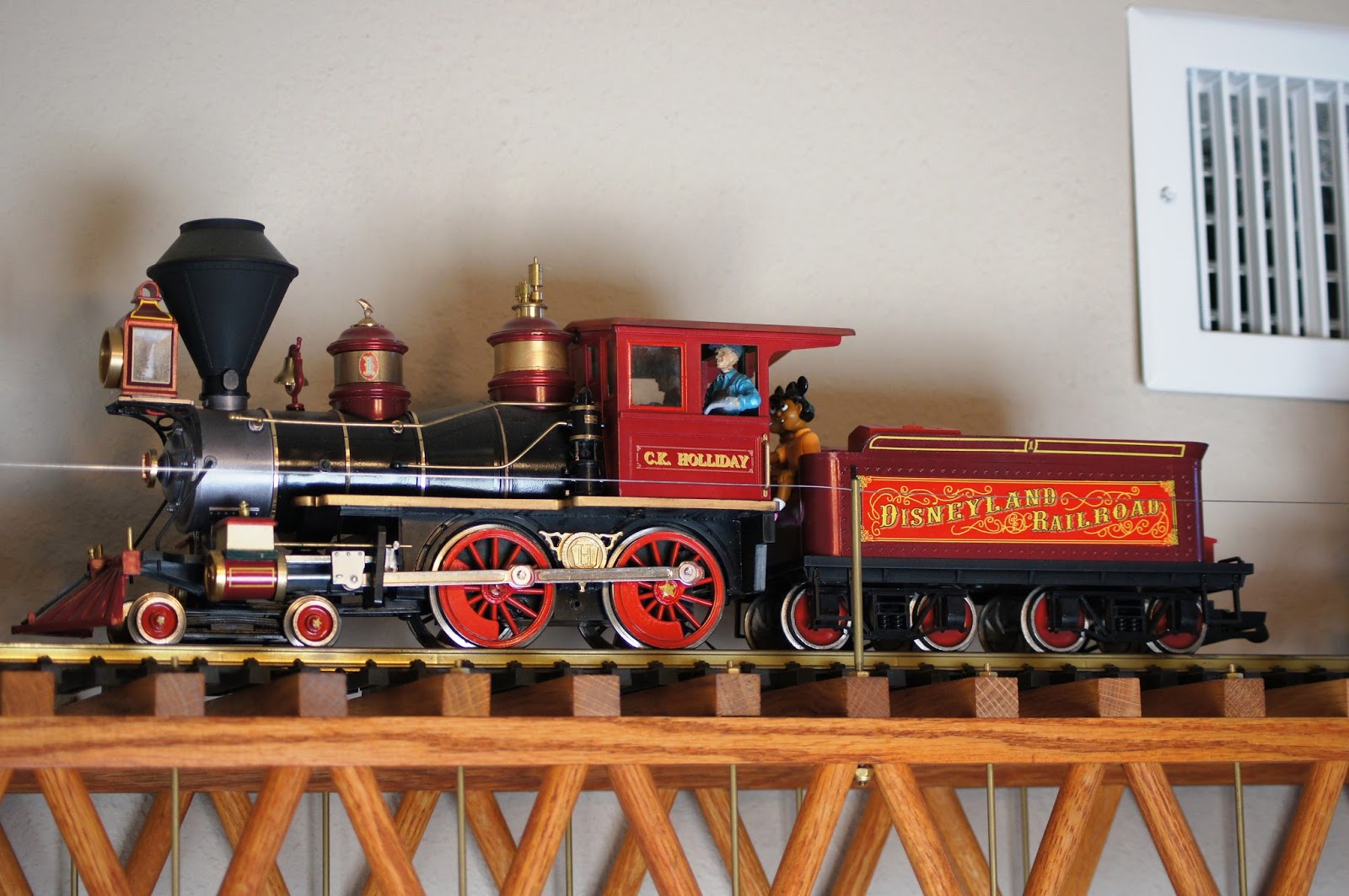 GrandpaLand Railroad: Disneyland Railroad