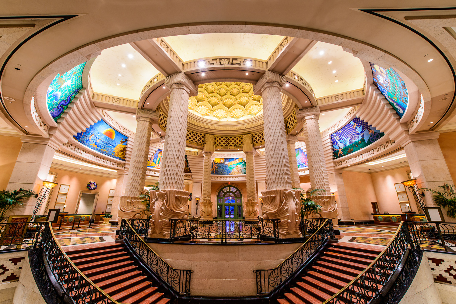 Steve Q Photo Christmas at Atlantis Paradise Island Bahamas December