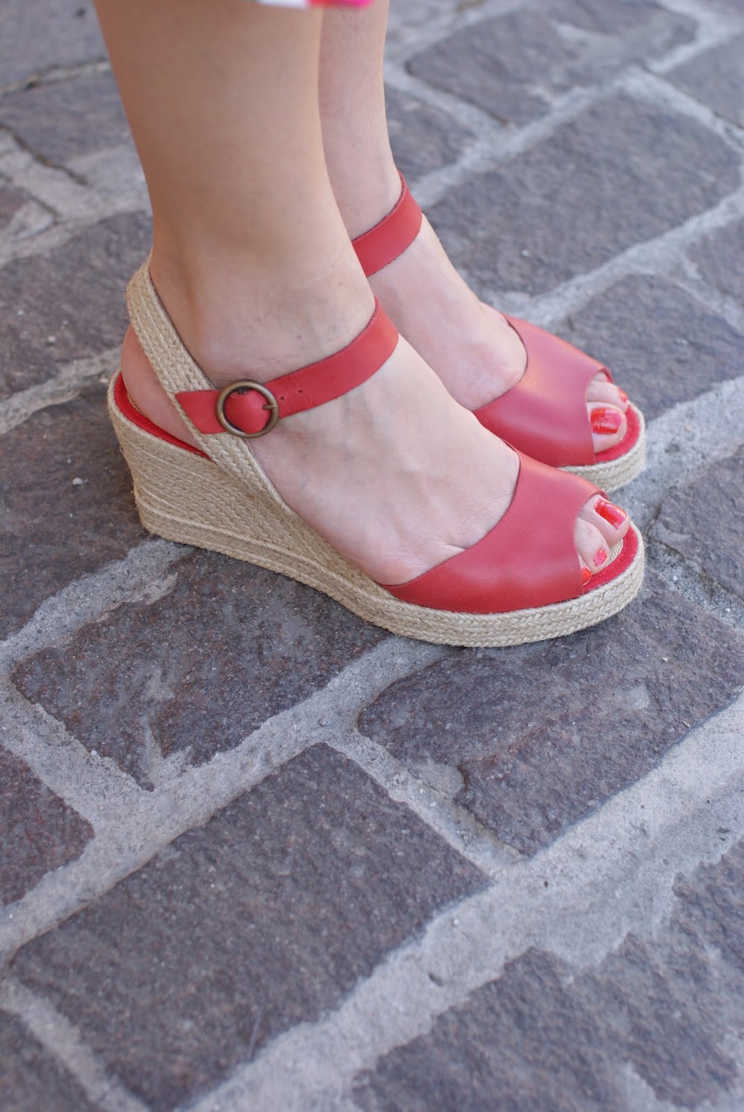 How to style wedge espadrilles Fashion and Cookies fashion and