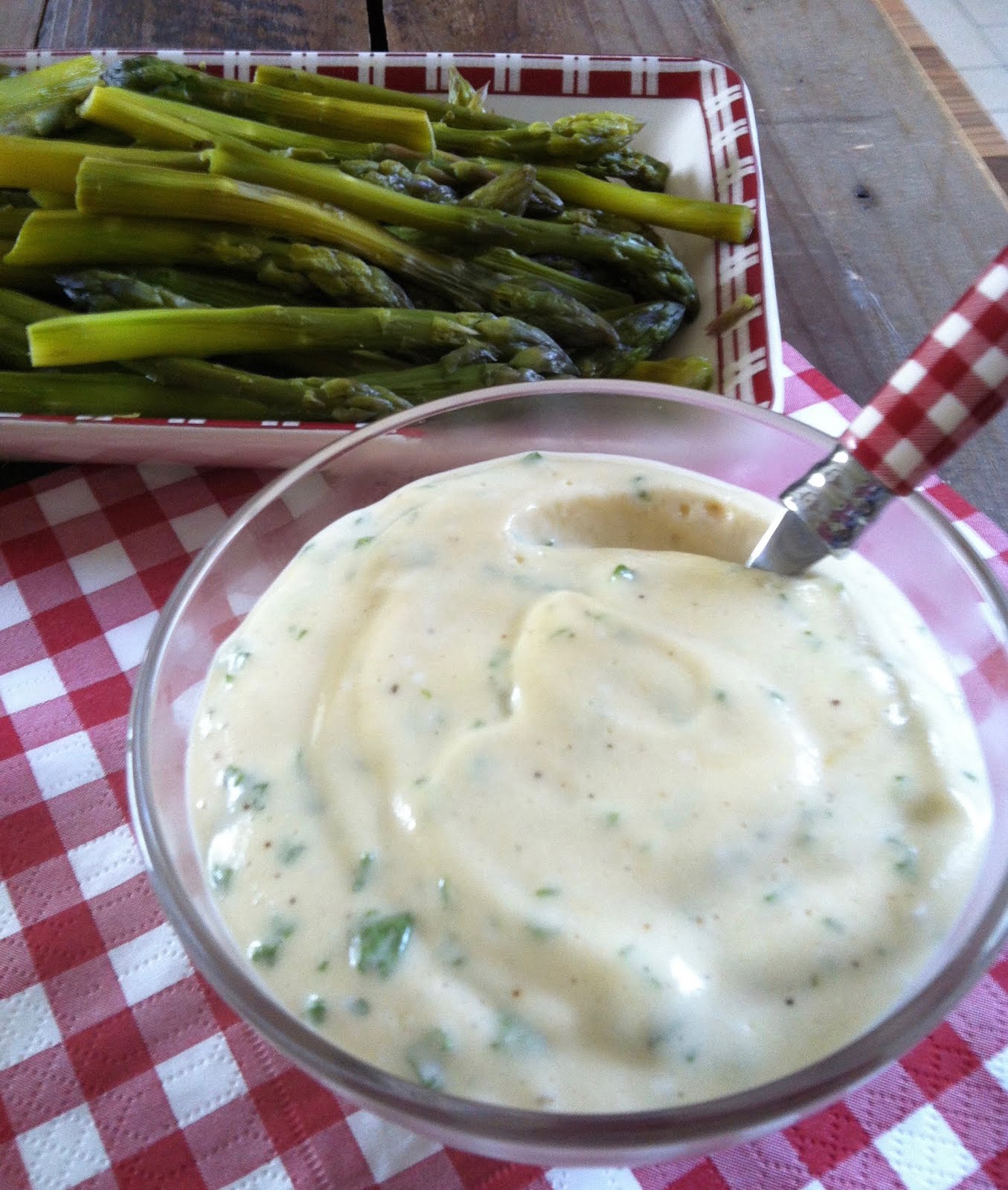 Du Piano A L Assiette Sauce Mousseline Pour Asperges